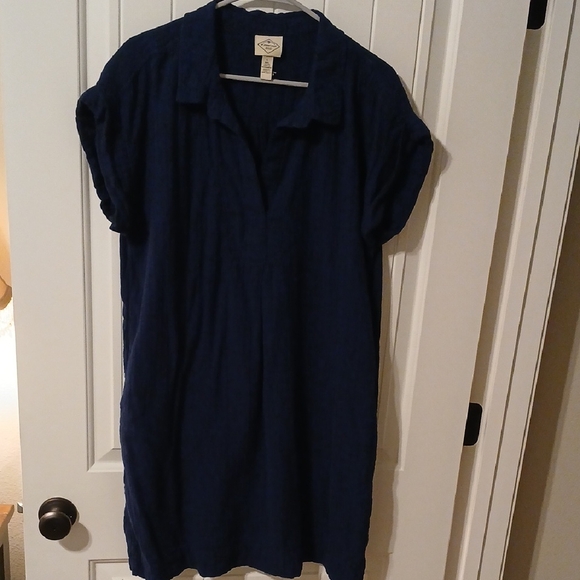 St. John's Bay Dresses & Skirts - ST JOHNS BAY COTTON SHIFT DRESS IN NAVY SIZE LARGE